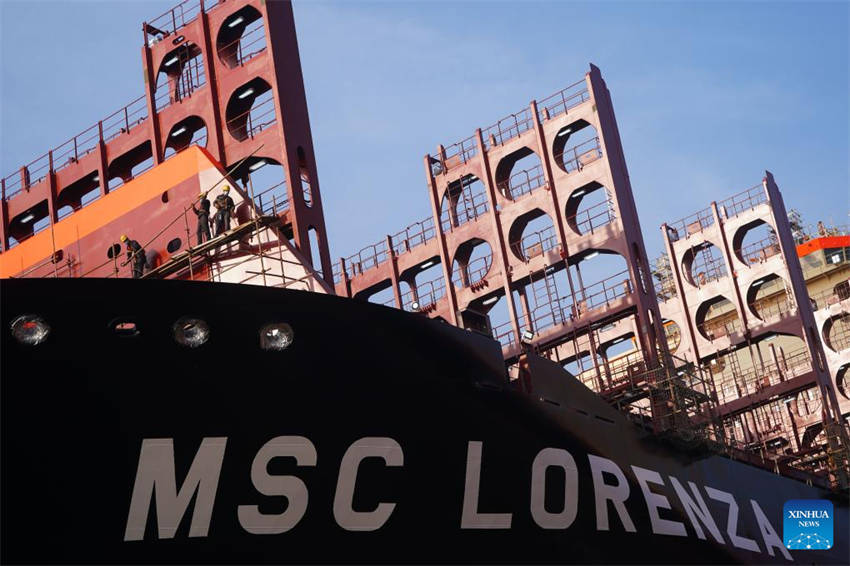 Empresa de construção naval em Jiangsu mantém liderança da China globalmente