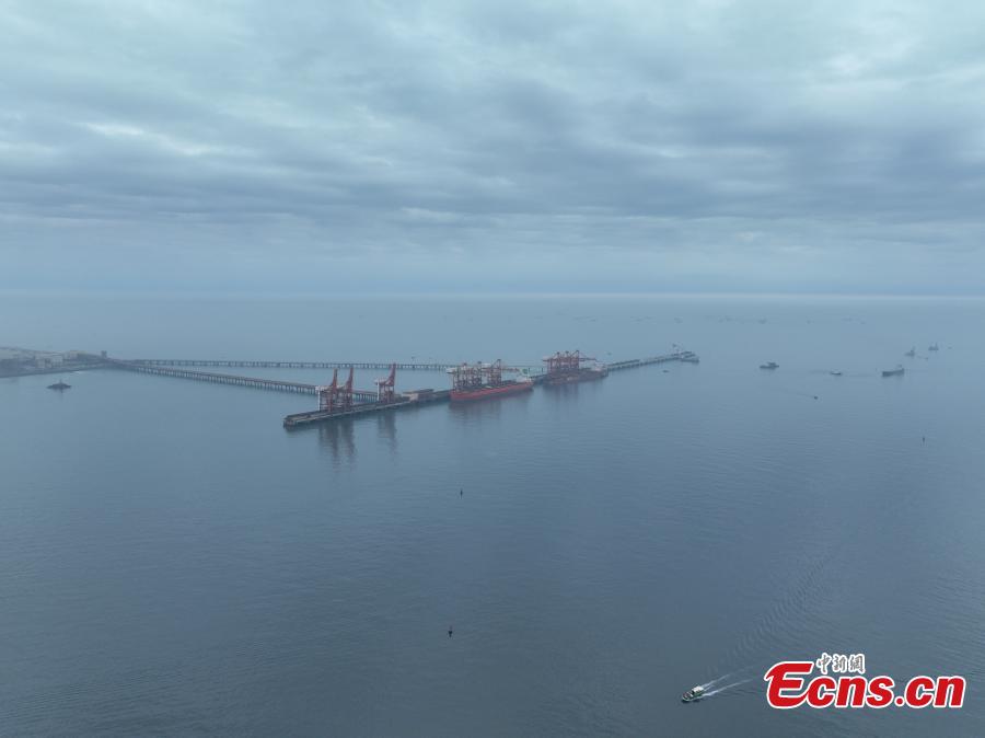 Ponto de partida da 'Trilha de Ho Chi Minh no Mar' transforma maior porto comercial em Guangxi