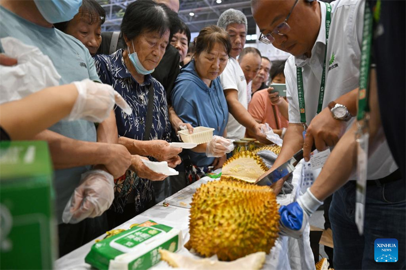 26ª Feira Internacional de Inverno de Produtos Agrícolas Tropicais da China é iniciada em Hainan