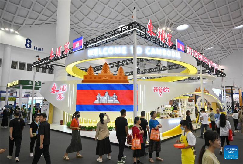 26ª Feira Internacional de Inverno de Produtos Agrícolas Tropicais da China é iniciada em Hainan