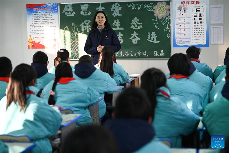 Escolas na província chinesa atingida pelo terremoto retomam aulas presenciais