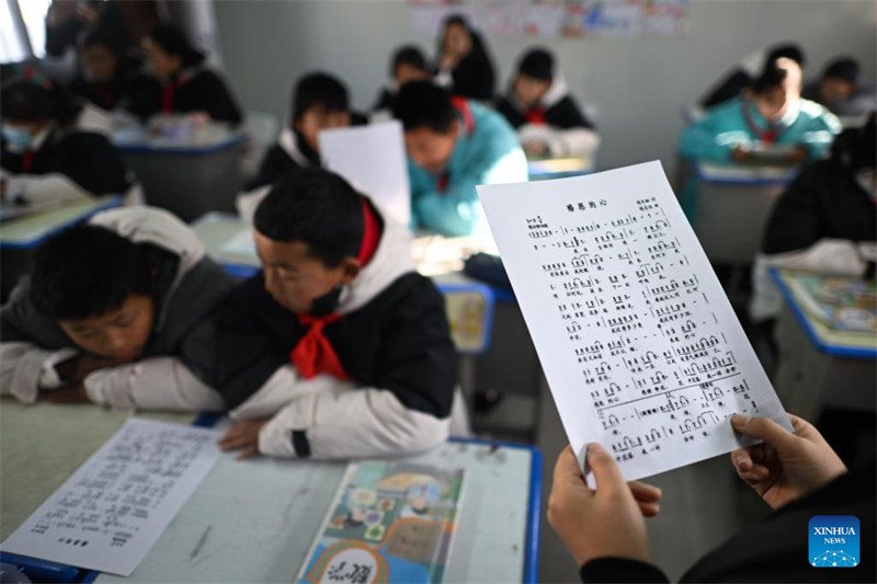 Escolas na província chinesa atingida pelo terremoto retomam aulas presenciais