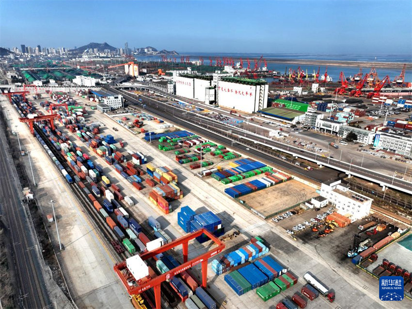 Lianyungang assegura despacho contínuo de mercadorias na rota ferroviária China-Europa