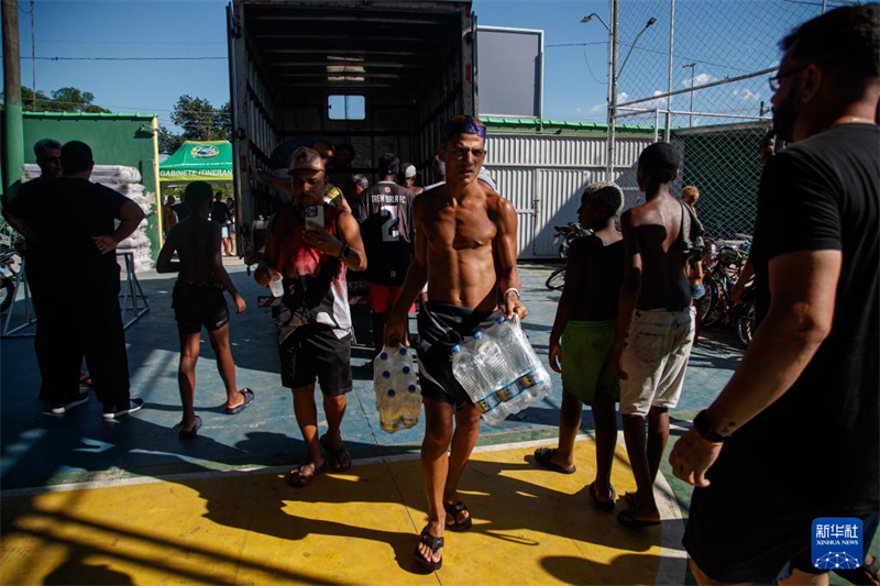 Rio de Janeiro inicia reconstrução após período de chuvas torrenciais