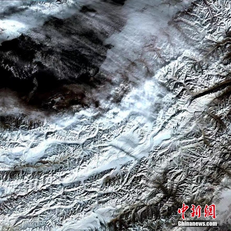 Satélites são utilizados para socorro após terremoto em Xinjiang