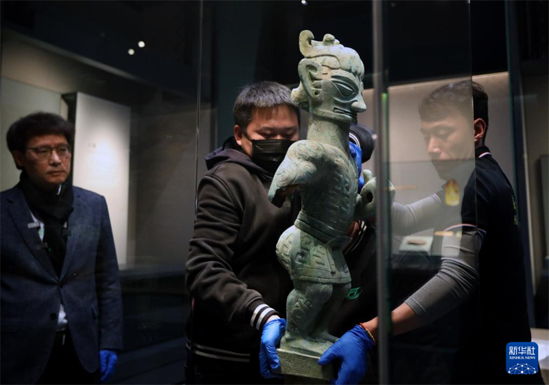 Coleção de Sanxingdui aberta ao público em Shanghai