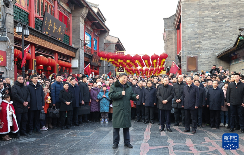 Xi Jinping envia cumprimentos da Festa da Primavera a todos os chineses