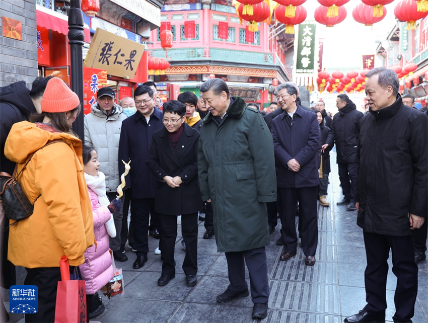 Xi Jinping envia cumprimentos da Festa da Primavera a todos os chineses