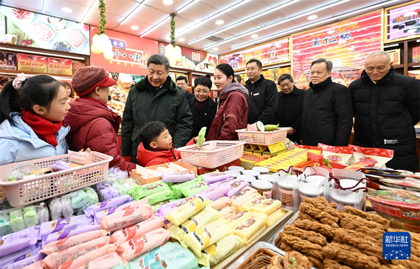 Xi Jinping envia cumprimentos da Festa da Primavera a todos os chineses