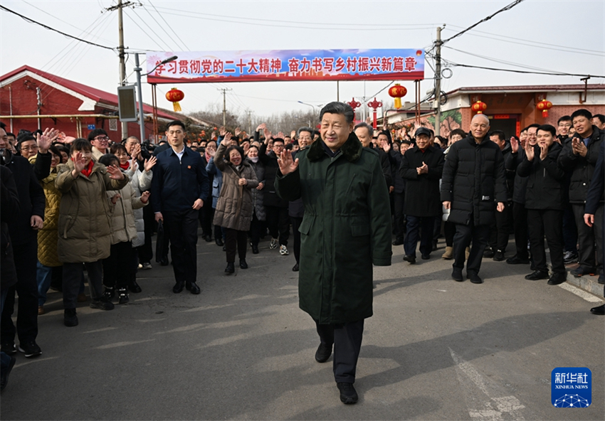 Xi Jinping envia cumprimentos da Festa da Primavera a todos os chineses