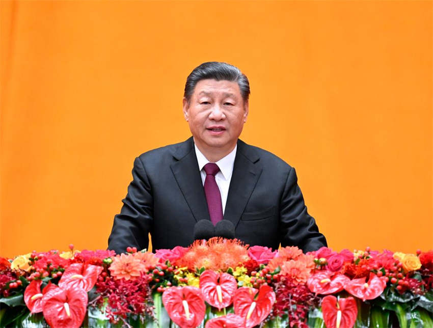 Xi Jinping estende saudações pela Festa da Primavera a todos os chineses e pede esforços para escrever novo capítulo no avanço da modernização chinesa