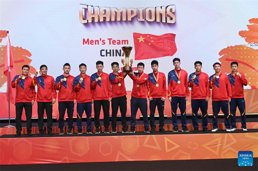 Equipe masculina chinesa conquista título do Campeonato Asiático de Badminton por Equipes de 2024