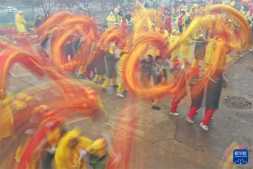 China a postos para celebrar Festival das Lanternas