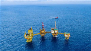 China conclui primeiro aglomerado de campos de gás no mar profundo no Mar do Sul da ChinaA instalação da segunda fase do campo de gás de águas ultraprofundas Shenhai-1, o campo de gás no mar profundo desenvolvido pela China, foi concluída. 