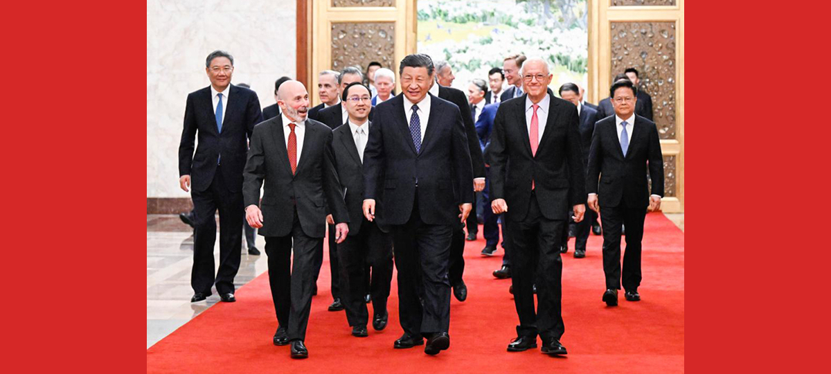 Xi Jinping reúne-se com convidados dos EUA