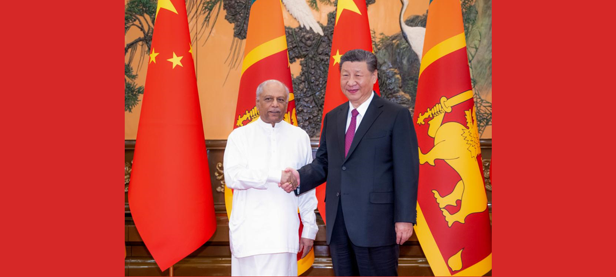 Xi Jinping reúne-se com primeiro-ministro do Sri Lanka em Beijing