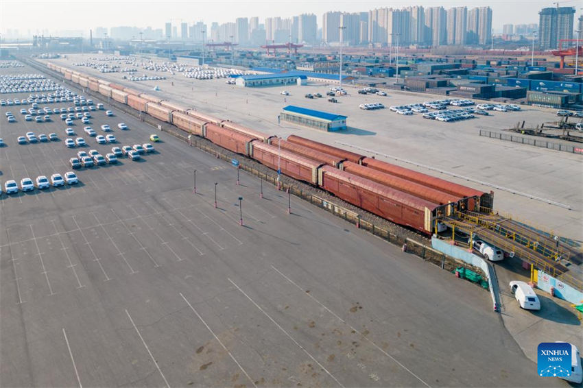 Heilongjiang lança trem de carga JSQ de Harbin para a Europa