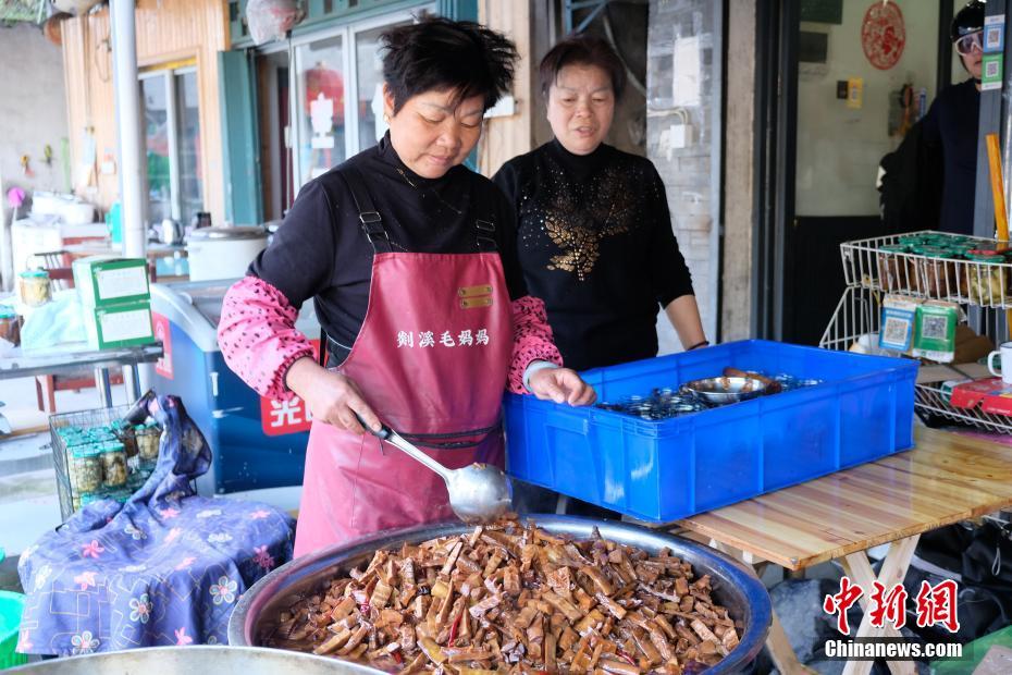 Brotos de bambu de Zhejiang exportados para exterior