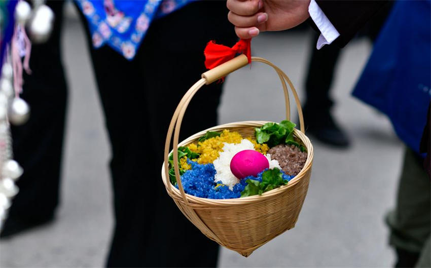 Festival folclórico do Dia dos Namorados da etnia Miao é celebrado em Guizhou, sudoeste da China