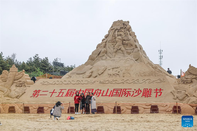 25º Festival Internacional de Escultura de Areia de Zhoushan realizada no leste da China