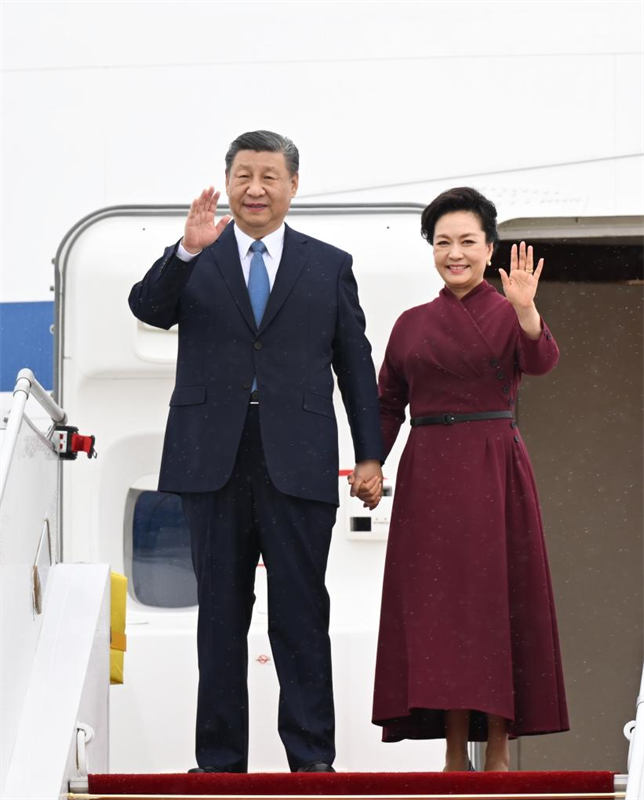 Xi Jinping busca abrir um futuro mais brilhante das relações China-França por meio da visita