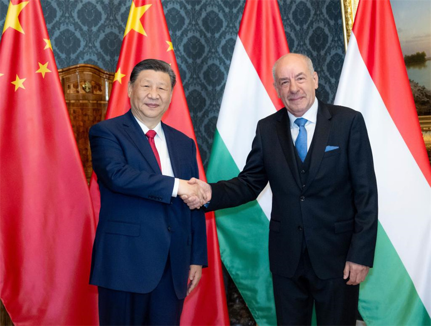 Avanço: Xi diz que está pronto para promover conjuntamente os laços China-Hungria para níveis mais altos