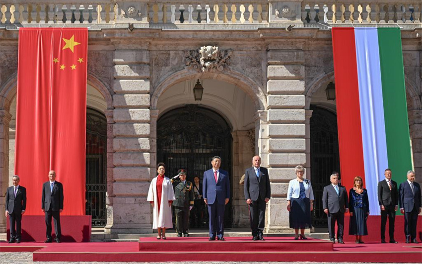 Avanço: Xi diz que está pronto para promover conjuntamente os laços China-Hungria para níveis mais altos