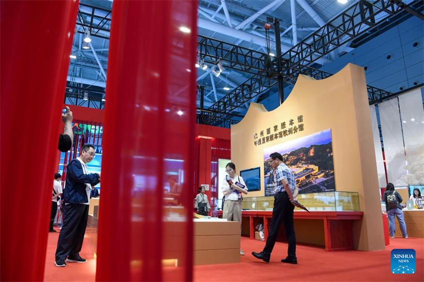 Feira Internacional das Indústrias Culturais é inaugurada no sul da China