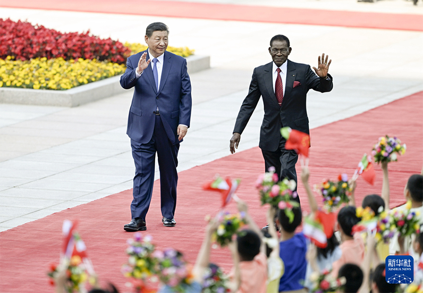 Presidentes da China e da Guiné Equatorial conversam e elevam laços