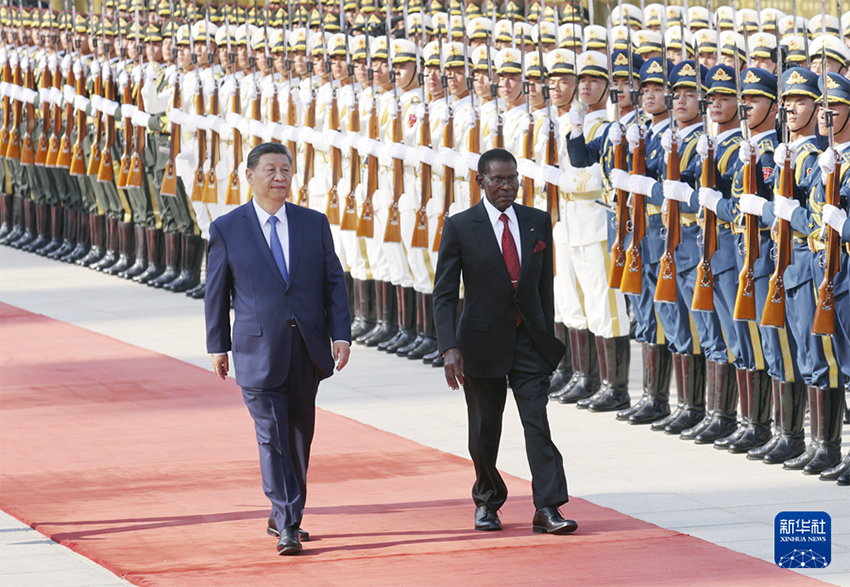 Presidentes da China e da Guiné Equatorial conversam e elevam laços