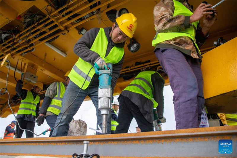 Construção da ferrovia de alta velocidade Harbin-Yichun prossegue no nordeste da China