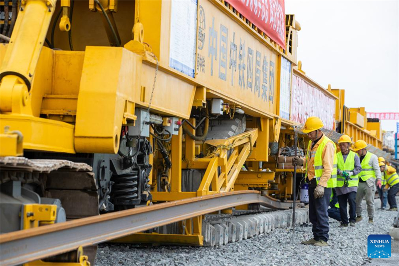 Construção da ferrovia de alta velocidade Harbin-Yichun prossegue no nordeste da China