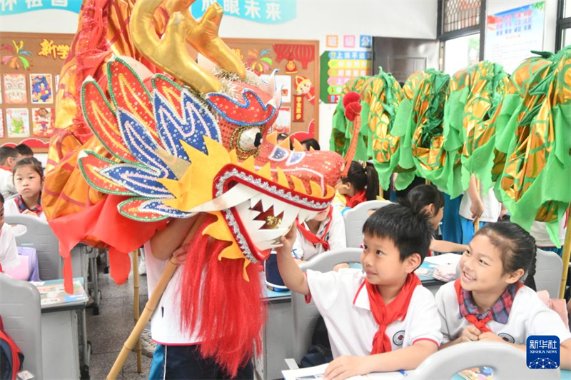 China realiza atividades infantis em todo o país para celebrar Dia Internacional da Criança