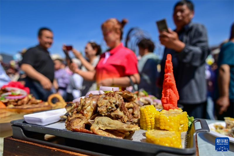 Xinjiang realiza primeiro concurso de culinária de carneiro Bashbay