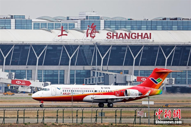 China: avião comercial doméstico completa primeiro voo de demonstração com combustível sustentável