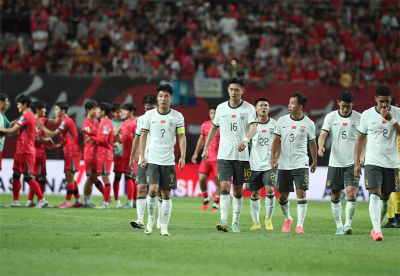China avança nas eliminatórias asiáticas para a Copa do Mundo, apesar da derrota para a Coreia do Sul