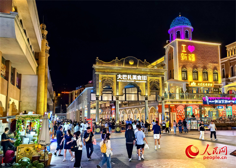 Xinjiang: Grande Bazar Internacional está altamente movimentado