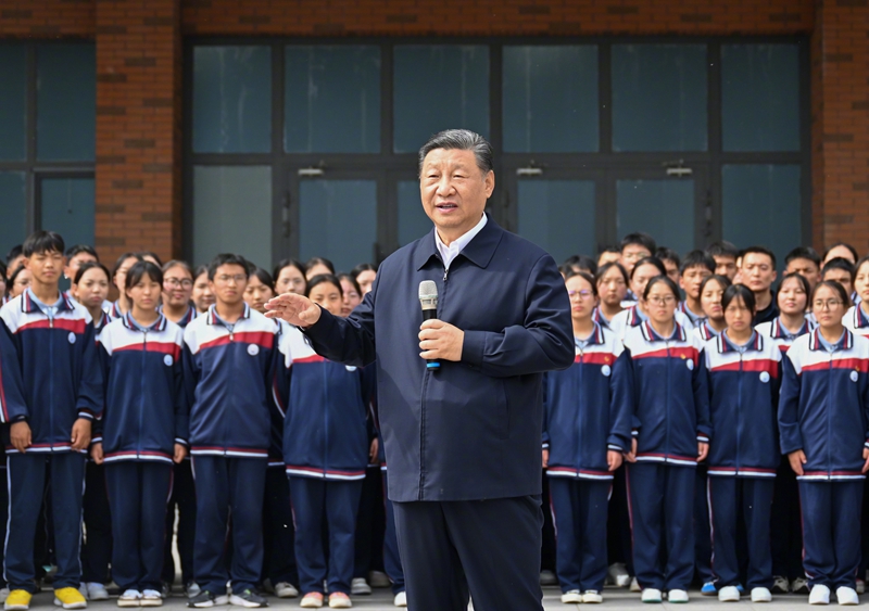 Xi Jinping inspeciona Província de Qinghai, no noroeste da China