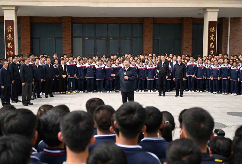 Xi Jinping inspeciona Província de Qinghai, no noroeste da China