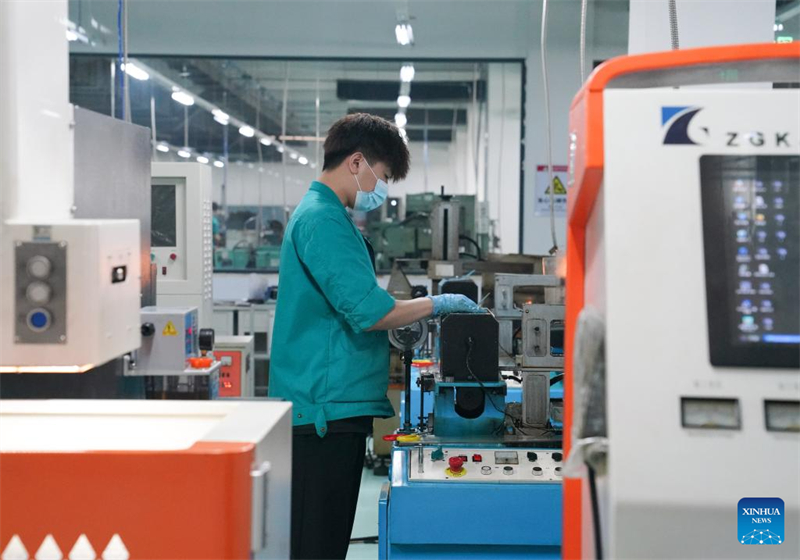 Nordeste da China moderniza indústrias tradicionais e desenvolve manufatura de alta tecnologia