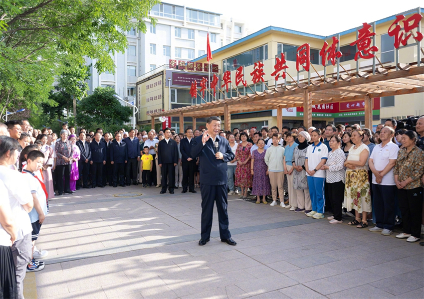 Xi Jinping destaca unidade étnica