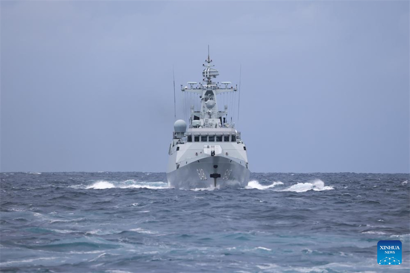 Marinhas chinesa e vietnamita concluem patrulha conjunta no Golfo de Beibu