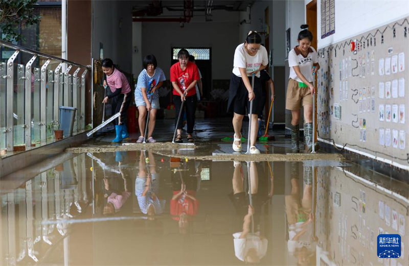 Províncias chinesas registram recuperação gradual após desastres naturais