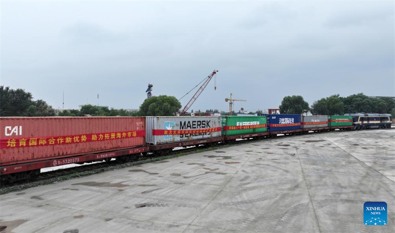 Norte da China lança rota de trem de carga China-Europa