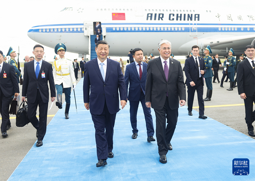 Xi Jinping chega ao Cazaquistão para visita de Estado e cúpula da OCS com foco no impulso da cooperação