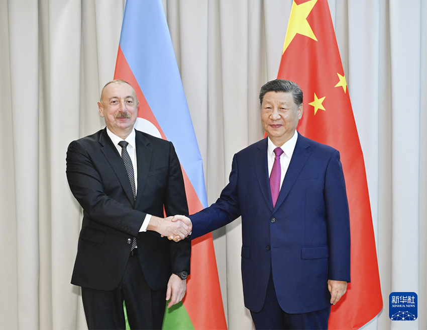 Xi Jinping diz que China e Azerbaijão elevarão laços bilaterais para parceria estratégica