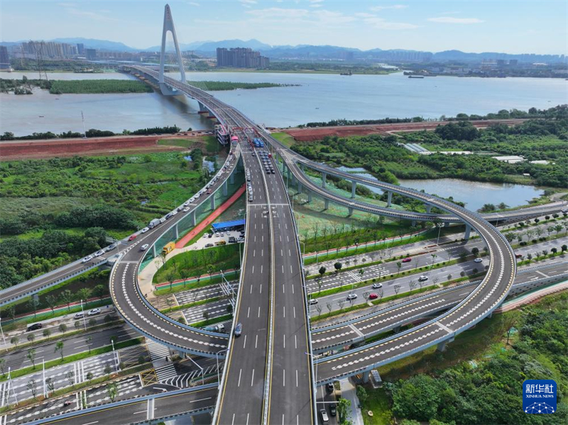 Ponte Xiangluzhou em Changsha é oficialmente aberta ao tráfego