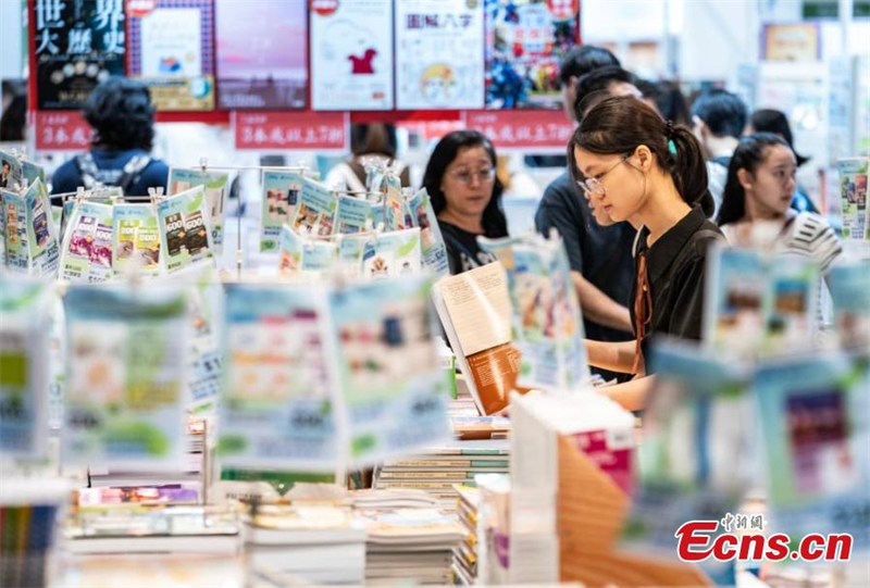 Feira do Livro de Hong Kong inaugura-se tendo Beijing como cidade tema