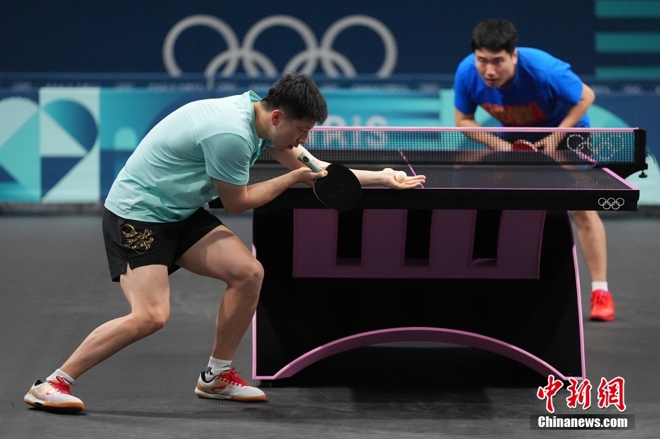 Paris 2024: equipe chinesa de tênis de mesa prepara início dos Jogos Olímpicos