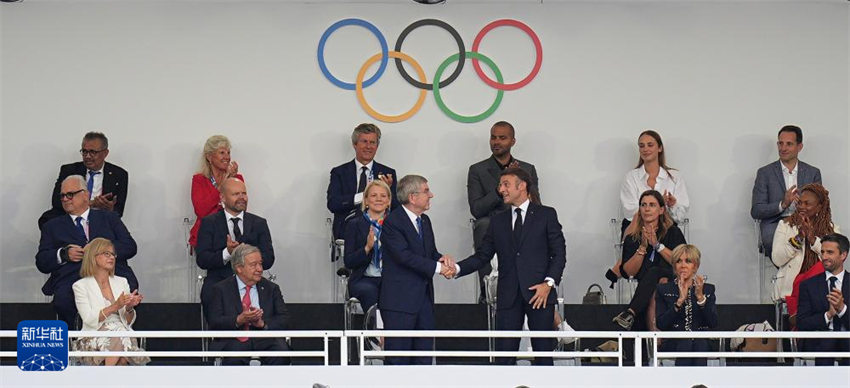 Cerimônia histórica de abertura no Rio Sena dá início oficial aos Jogos Olímpicos de Paris 2024